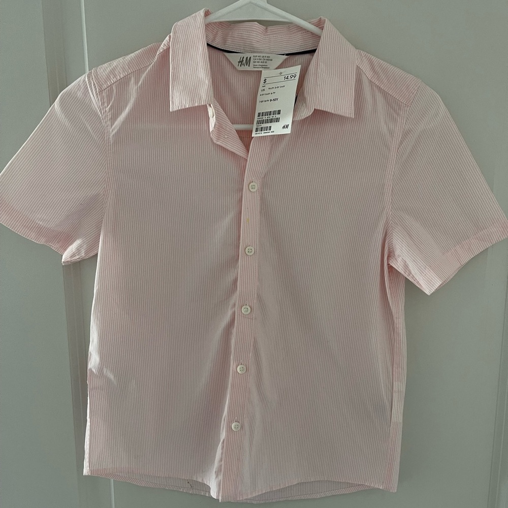 NWT BOYS STRIPED BUTTON UP SHIRT